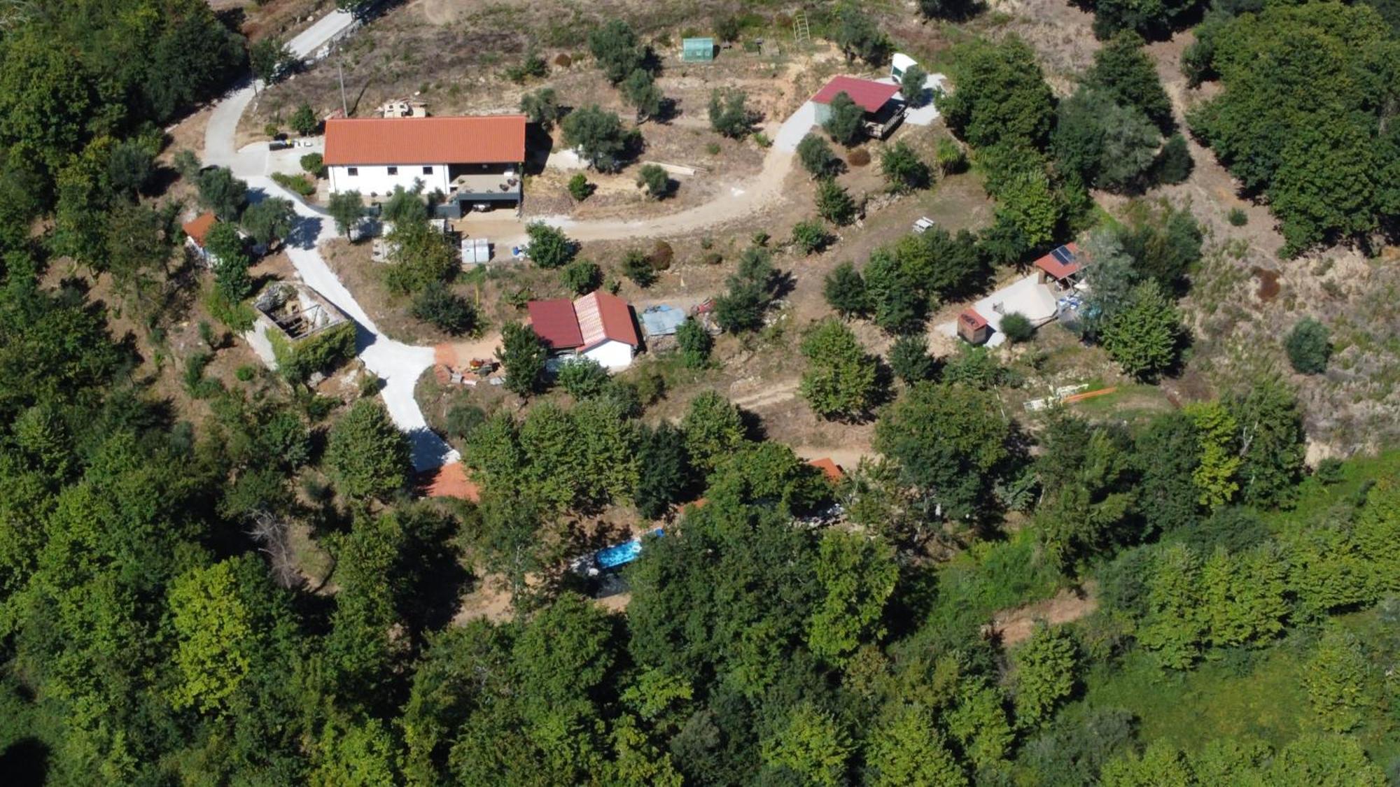 Bell-Tenten Quinta Pomar Do Pontido Cabeceiras de Basto ภายนอก รูปภาพ
